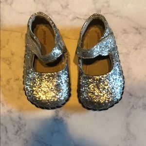 Toddler shoes